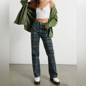 *NWT* WeWoreWhat REVOLVE High Rise Dad
Jeans Plaid Basil Multi